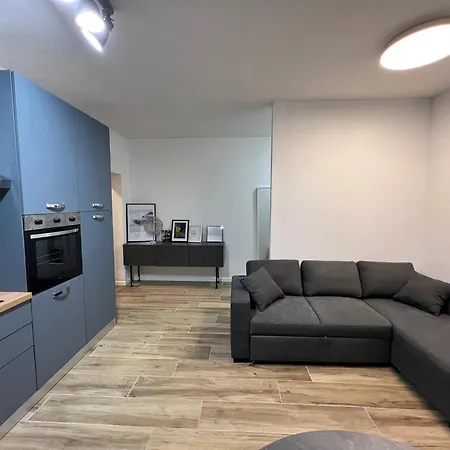 Al Cuore Di Apartament Mozzecane